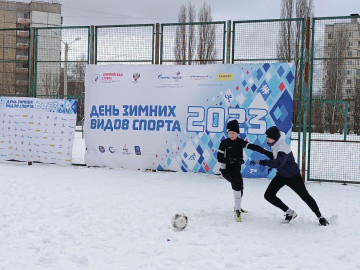 Турнир по футболу на снегу