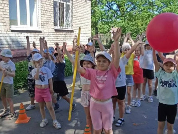 Мы уже отмечаем самый спортивный праздник - День физкультурника!