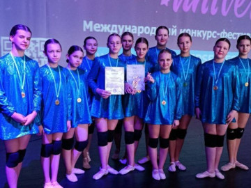 Нажмите чтобы открыть «Силуэт» снова с победой!